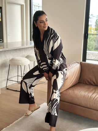 Tarsha Black Abstract Wide Leg Pants
